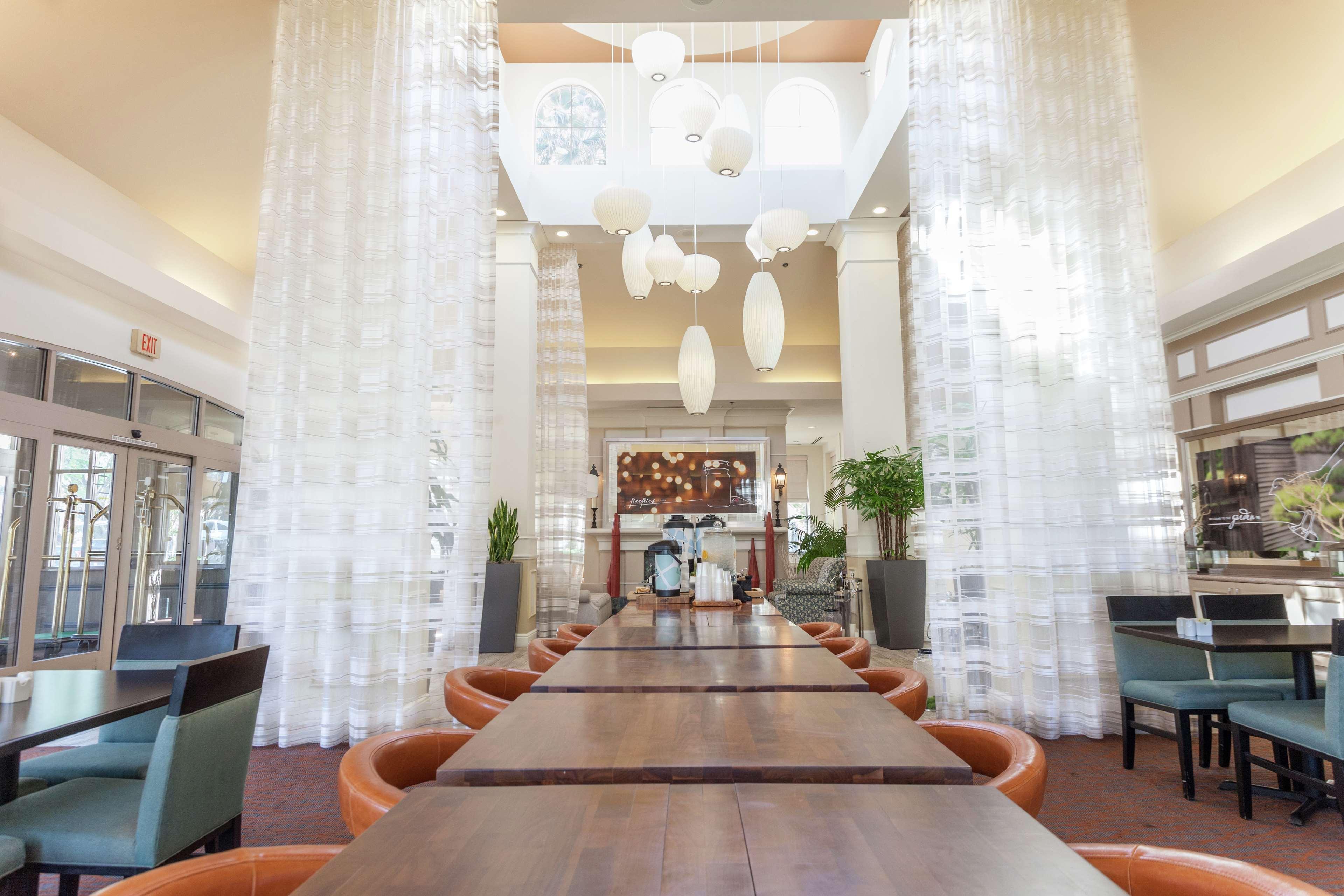 Hilton Garden Inn Palm Springs/Ранчо-Мірідж Екстер'єр фото