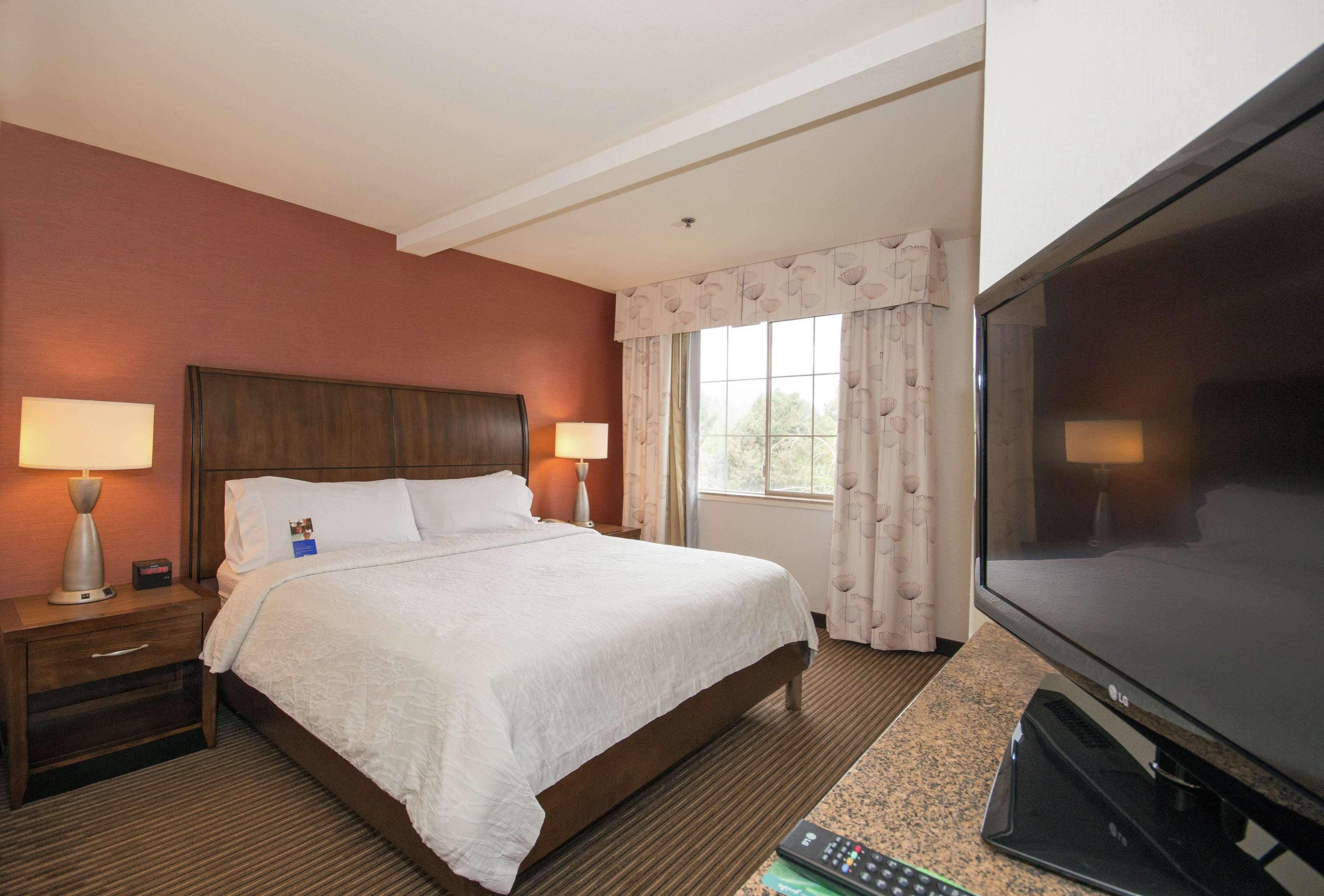 Hilton Garden Inn Palm Springs/Ранчо-Мірідж Екстер'єр фото