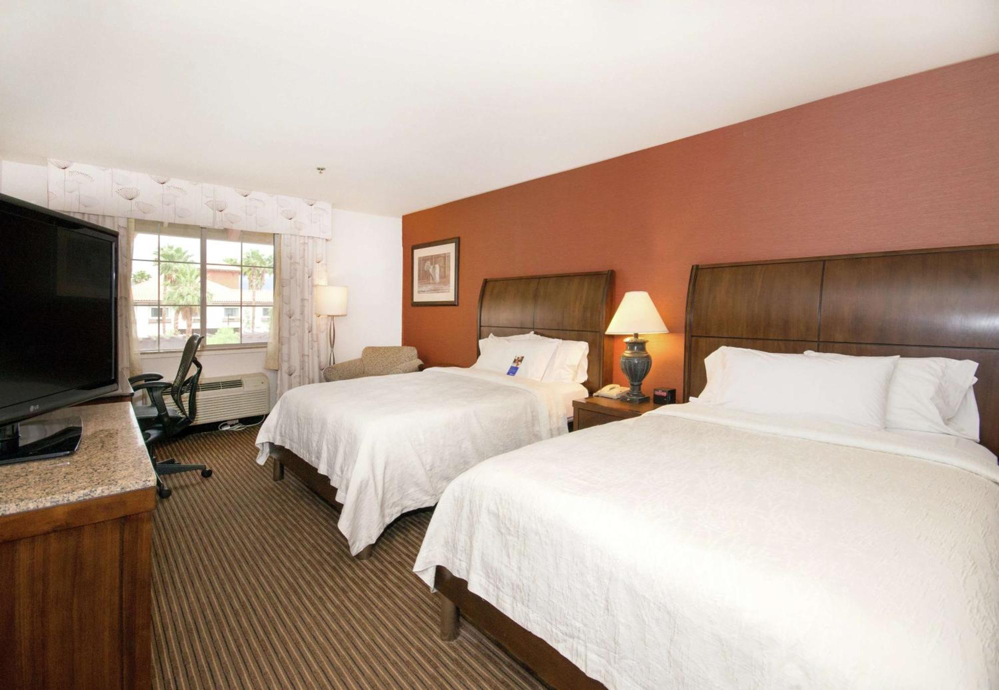 Hilton Garden Inn Palm Springs/Ранчо-Мірідж Екстер'єр фото
