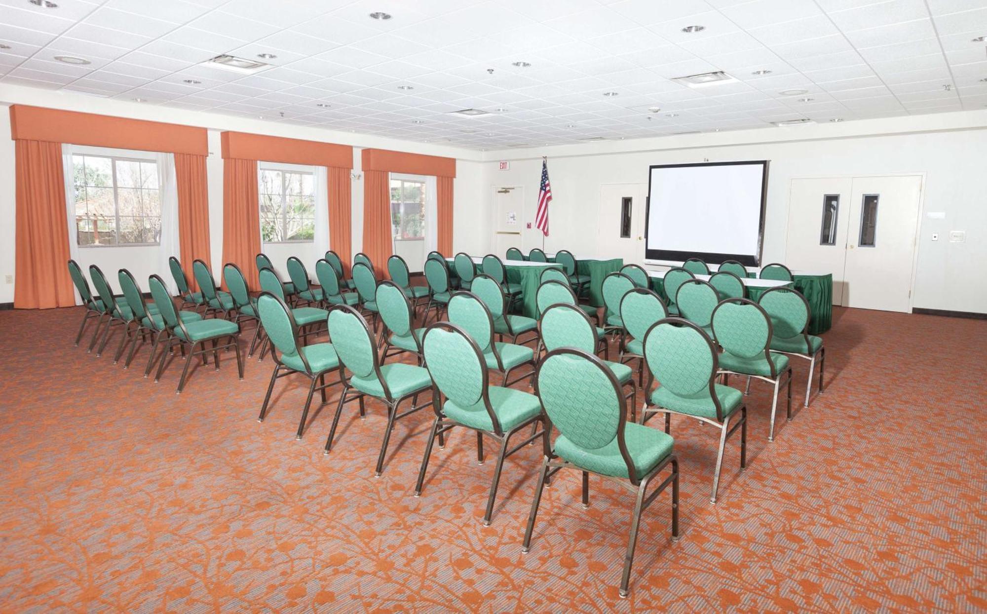 Hilton Garden Inn Palm Springs/Ранчо-Мірідж Екстер'єр фото