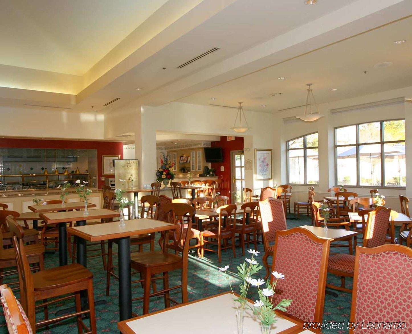 Hilton Garden Inn Palm Springs/Ранчо-Мірідж Ресторан фото