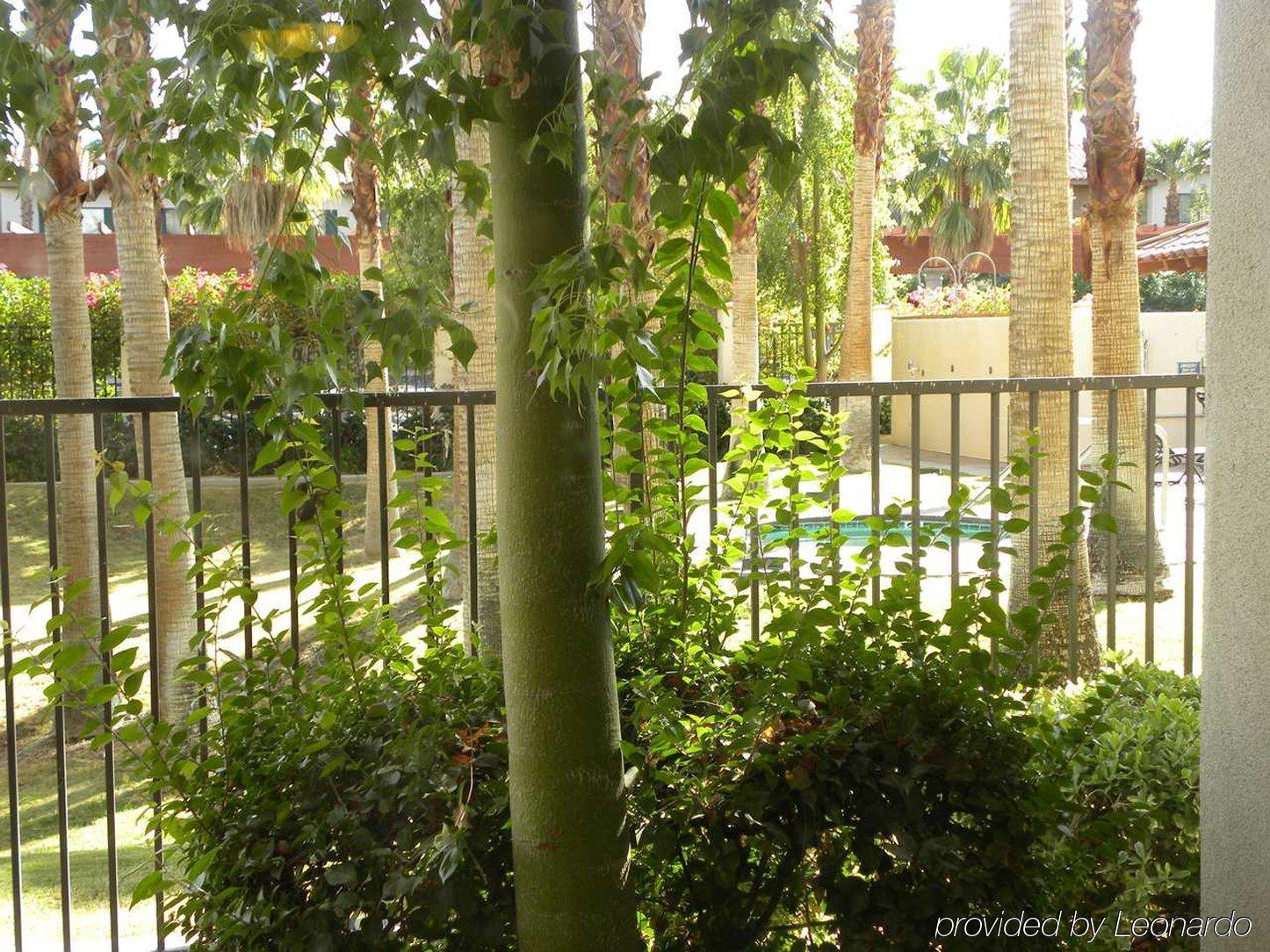 Hilton Garden Inn Palm Springs/Ранчо-Мірідж Екстер'єр фото